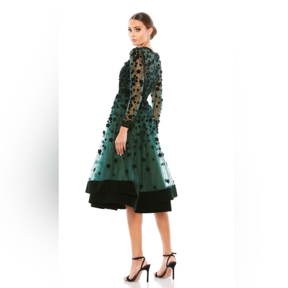 Mac Duggal Elegant Velvet Floral Cocktail Dress in Emerald NWT, Beautiful 💚